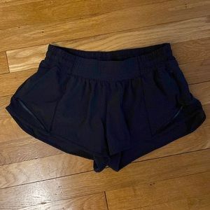 Lululemon Hotty Hot Low-Rise Shorts